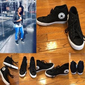 Women’s Wedge Converse Chuck Taylor Sneakers